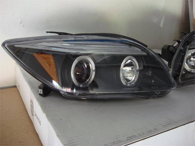 Spec D Dual Halo Projector Headlights w/ Eyebrow BLACK: Scion tC 2005 - 2010