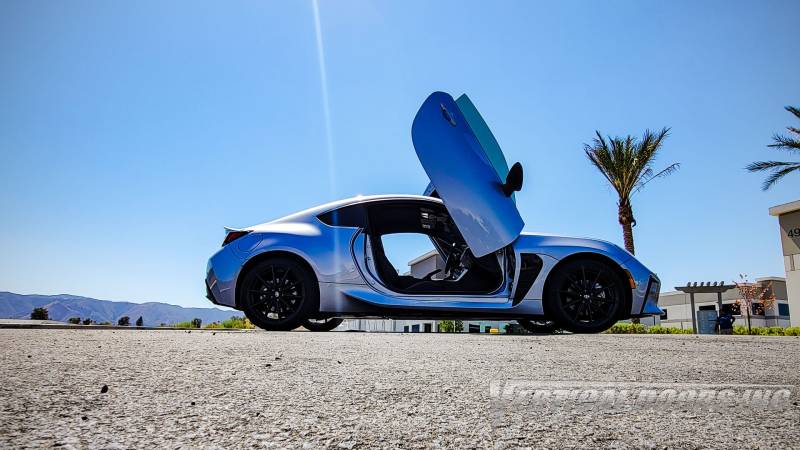 Vertical Doors: Toyota GR86 2022 - 2024