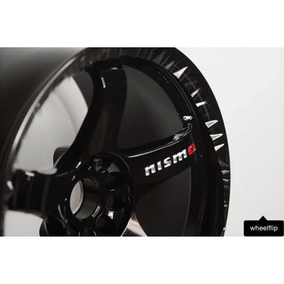 Nismo LMGT4 / Gloss Black | 18x10.5 | 5x114.3 | +15mm Offset