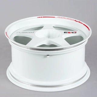 Desmond REGAMASTER / Gloss White | 18x10 | 5x114.3 | +35mm Offset