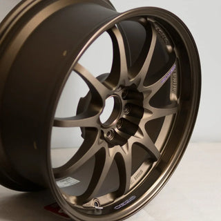 Volk Racing CE28N / Bronze | 17x8 | 5x114.3 | +33mm Offset