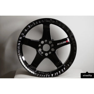 Nismo LMGT4 / Gloss Black | 18x9.5 | 5x114.3 | +12mm Offset