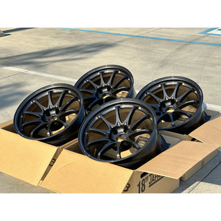 Volk Racing CE28N-PLUS / Diamond Dark Gunmetal | 18x10.5 | 5x112 | +34mm Offset