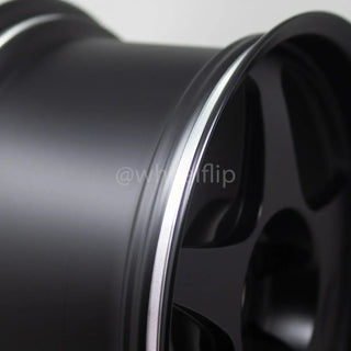 Desmond REGAMASTER / Satin Black | 17x9.5 | 5x114.3 | +46mm Offset