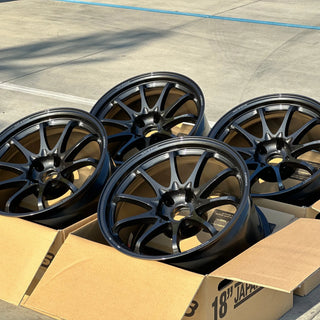 Volk Racing CE28N-PLUS / Diamond Dark Gunmetal | 18x10.5 | 5x114.3 | +15mm Offset