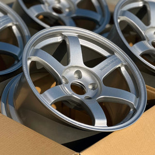 Volk Racing TE37 SAGA S-PLUS / Diamond Silver | 17x9 | 5x114.3 | +22mm Offset