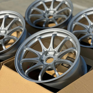 Volk Racing CE28N-PLUS / Diamond Silver | 18x9.5 | 5x114.3 | +22mm Offset