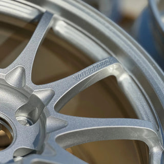 Volk Racing CE28N-PLUS / Diamond Silver | 18x9.5 | 5x114.3 | +22mm Offset