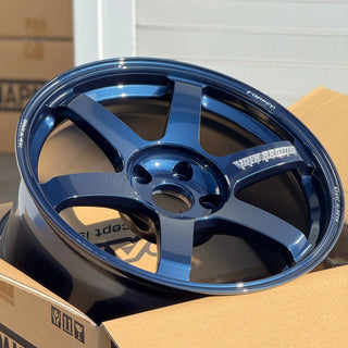 Volk Racing TE37 SAGA S-PLUS / Mag Blue | 18x9.5 | 5x114.3 | +38mm Offset