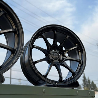 Volk Racing CE28N-PLUS / Black | 18x9.5 | 5x114.3 | +22mm Offset