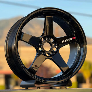 Nismo LMGT4 / Black | 18x10.5 | 5x114.3 | +15mm Offset