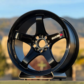 Nismo LMGT4 / Black | 18x10.5 | 5x114.3 | +15mm Offset