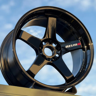 Nismo LMGT4 / Black | 18x10.5 | 5x114.3 | +15mm Offset