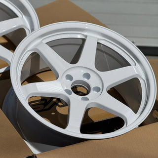 Volk Racing TE37SL / Dash White | 19x9.5 | 19x10.5 | 5x112 | +22mm | +35mm Offset