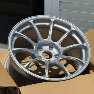 Volk Racing ZE40 M-SPEC / Diamond Silver | 18x9.5 | 5x114.3 | +21mm Offset