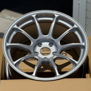 Volk Racing ZE40 M-SPEC / Diamond Silver | 18x9.5 | 5x114.3 | +21mm Offset