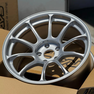 Volk Racing ZE40 M-SPEC / Diamond Silver | 18x9.5 | 5x114.3 | +21mm Offset