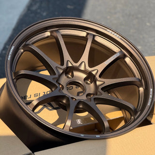 Volk Racing CE28N-PLUS / Bronze | 18x9.5 | 5x114.3 | +22mm Offset