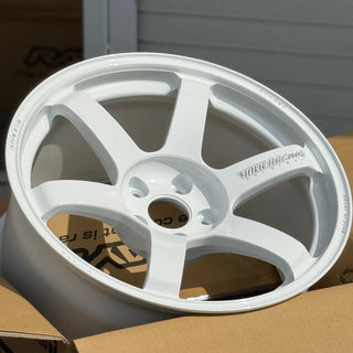 Volk Racing TE37 SAGA S-PLUS / Dash White | 18x9.5 | 5x114.3 | +22mm Offset