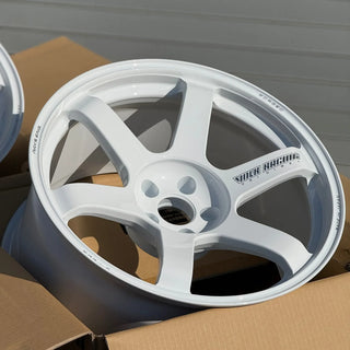 Volk Racing TE37 SAGA S-PLUS / Dash White | 19x10 | 19x11 | 5x112 | +8mm | +18mm Offset