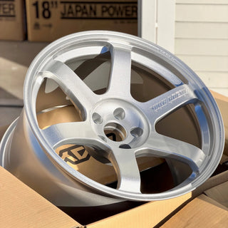 Volk Racing TE37 SAGA S-PLUS / Diamond Silver | 19x10 | 19x11 | 5x112 | +8mm | +18mm Offset