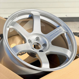 Volk Racing TE37 SAGA S-PLUS / Diamond Silver | 19x10 | 19x11 | 5x112 | +8mm | +18mm Offset