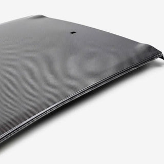 Seibon Dry Carbon Roof: Toyota GR Corolla 2023