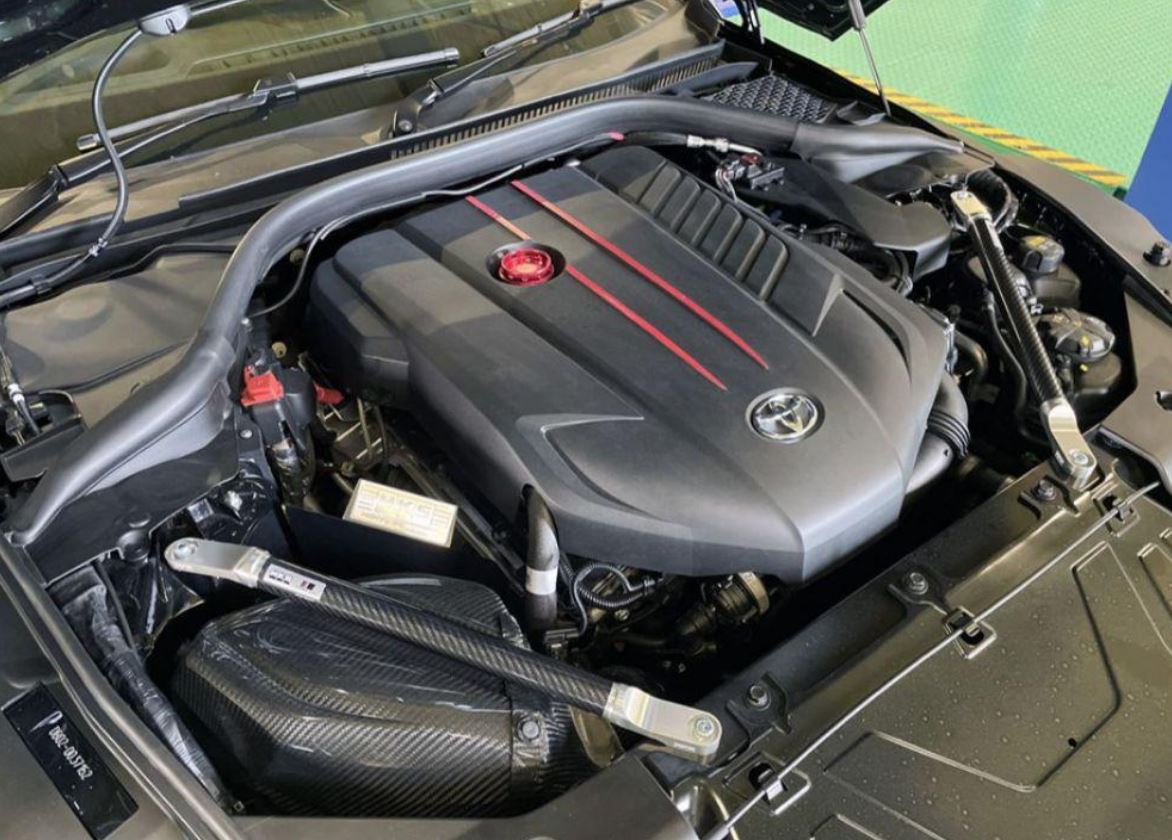 HKS Carbon Brace Set (FRONT): Toyota GR Supra A90 2020+