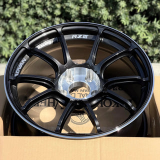 Advan RZII / Hyper Platinum Black & Diamond Cut | 18x10 | 5x114.3 | +35mm Offset