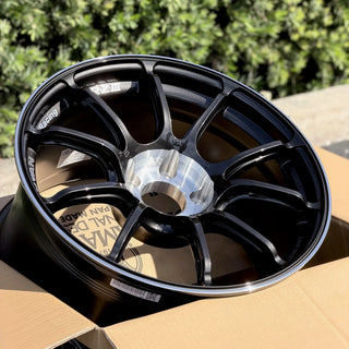 Advan RZII / Hyper Platinum Black & Diamond Cut | 18x10 | 5x114.3 | +35mm Offset
